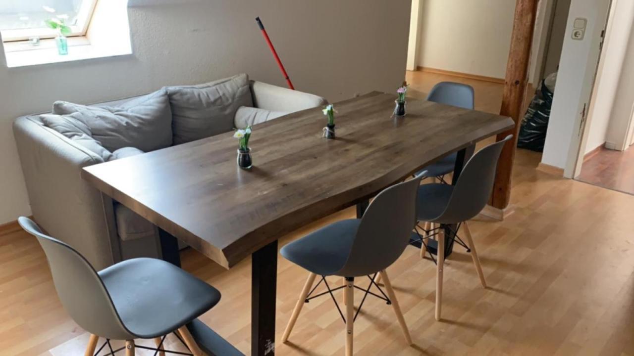 Zimmer In Wohnung Monteure Apartment Kuche Modern Enger ภายนอก รูปภาพ